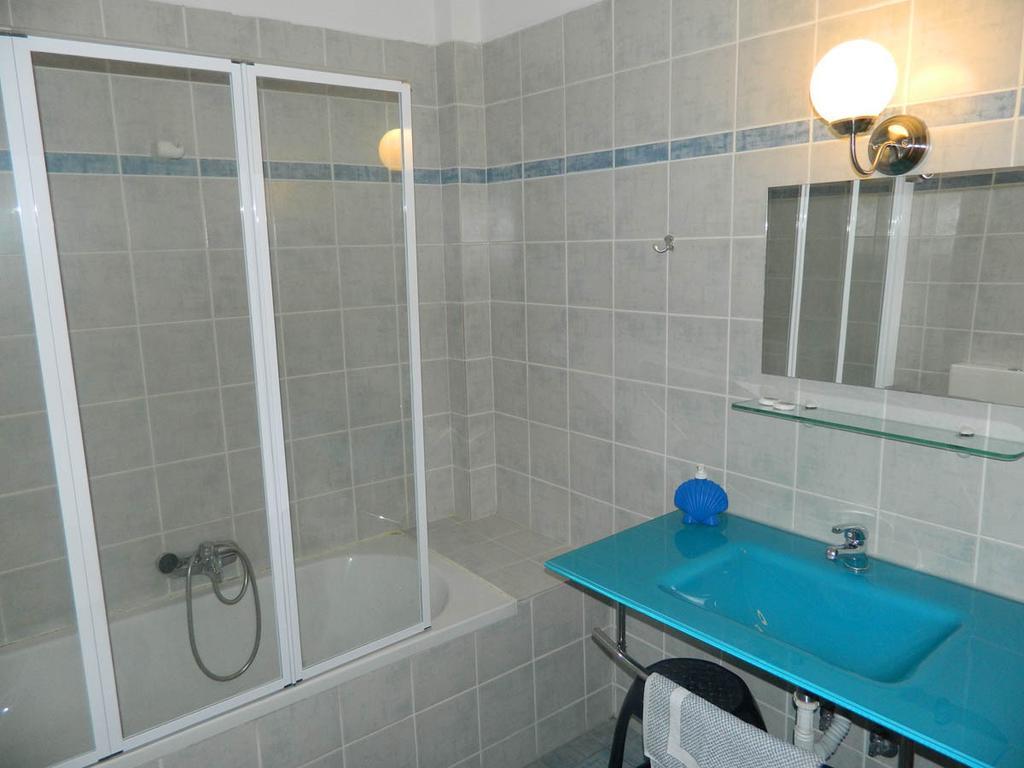 Peridromos Hotel Levádeia Quarto foto